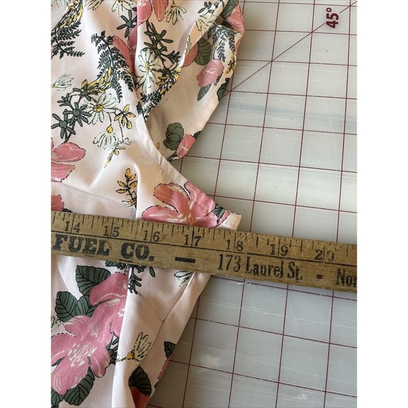 Lily‎ Rose Romper Womens Small Pink Floral Shorts Buttons V Neck Pockets - Picture 10 of 12